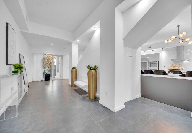 Casa en Miami Beach - Luxurious 5 Story Townhouse in South Beach Casa en Miami Beach - Luxurious 5 Story Townhouse in South Beach