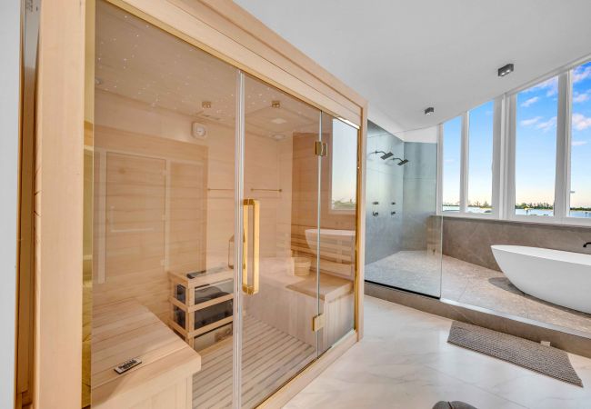 Casa en Miami Beach - Luxurious 5 Story Townhouse in South Beach Casa en Miami Beach - Luxurious 5 Story Townhouse in South Beach