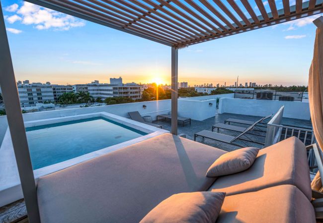 Casa en Miami Beach - Luxurious 5 Story Townhouse in South Beach