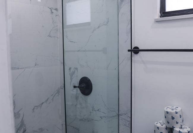 Casa en Miami - Gorgeous 3BR House with Pool Sunset Views Casa en Miami - Gorgeous 3BR House with Pool Sunset Views