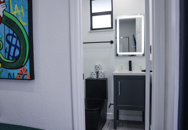 Casa en Miami - Gorgeous 3BR House with Pool Sunset Views Casa en Miami - Gorgeous 3BR House with Pool Sunset Views