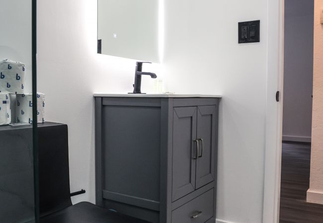 Casa en Miami - Gorgeous 3BR House with Pool Sunset Views Casa en Miami - Gorgeous 3BR House with Pool Sunset Views