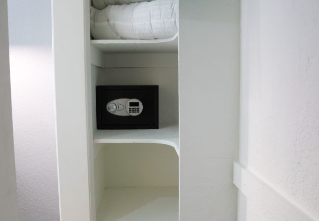 Casa en Miami - Gorgeous 3BR House with Pool Sunset Views Casa en Miami - Gorgeous 3BR House with Pool Sunset Views