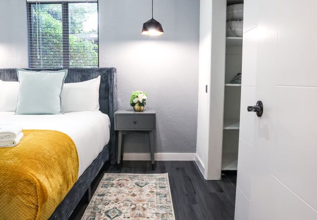 Casa en Miami - Gorgeous 3BR House with Pool Sunset Views Casa en Miami - Gorgeous 3BR House with Pool Sunset Views