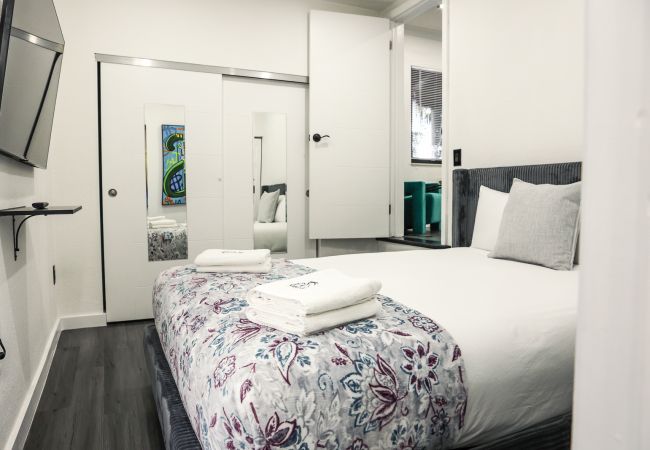 Casa en Miami - Gorgeous 3BR House with Pool Sunset Views Casa en Miami - Gorgeous 3BR House with Pool Sunset Views