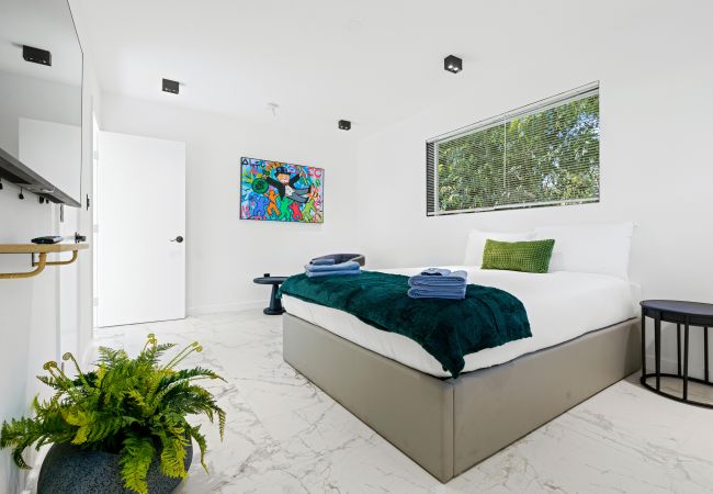 Casa en Miami - Joyful Miami Home for 10 Guests