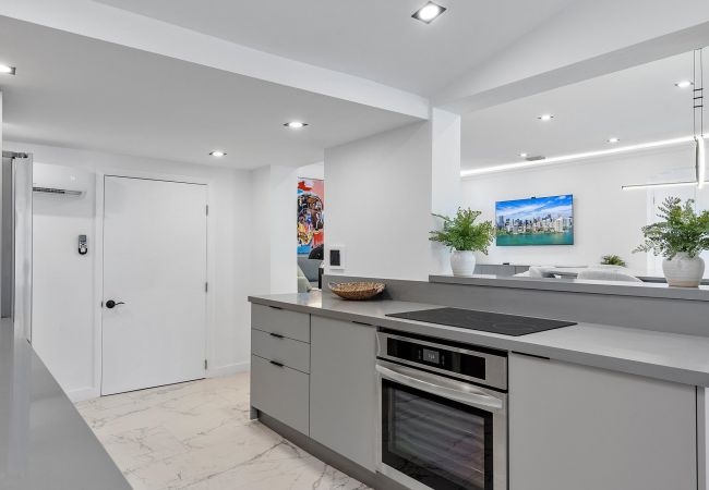 Casa en Miami - Beautiful Miami Home w Pool Central Location 10ppl Casa en Miami - Beautiful Miami Home w Pool Central Location 10ppl