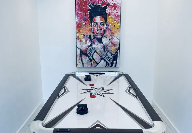 Casa en Miami - Beautiful Miami Home w Pool Central Location 10ppl Casa en Miami - Beautiful Miami Home w Pool Central Location 10ppl