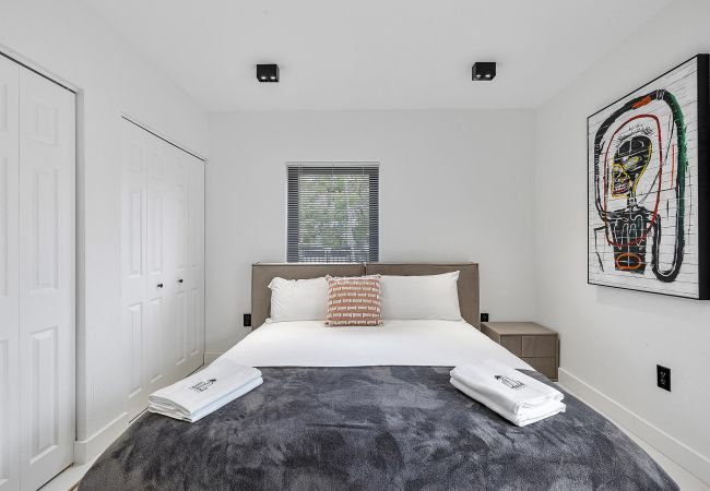 Casa en Miami - EXTRAORDINARY HOUSE 4BR DESIGN DISTRICT Casa en Miami - EXTRAORDINARY HOUSE 4BR DESIGN DISTRICT