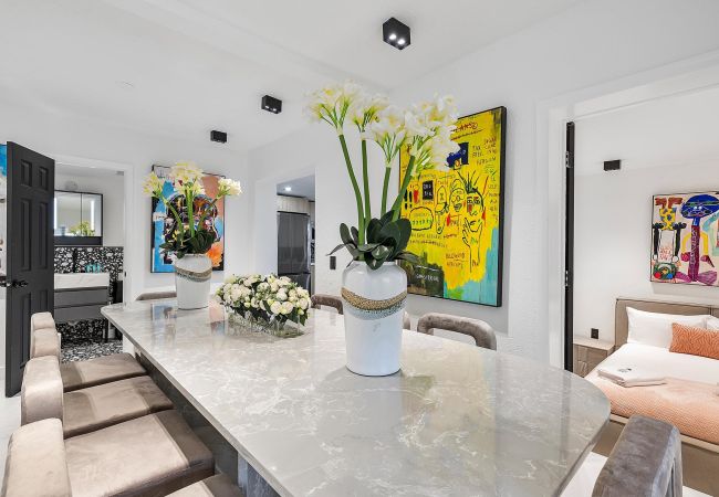 Casa en Miami - EXTRAORDINARY HOUSE 4BR DESIGN DISTRICT Casa en Miami - EXTRAORDINARY HOUSE 4BR DESIGN DISTRICT