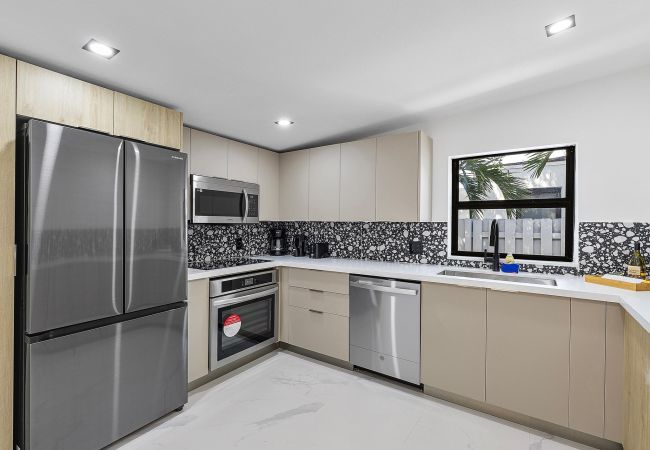 Casa en Miami - EXTRAORDINARY HOUSE 4BR DESIGN DISTRICT Casa en Miami - EXTRAORDINARY HOUSE 4BR DESIGN DISTRICT