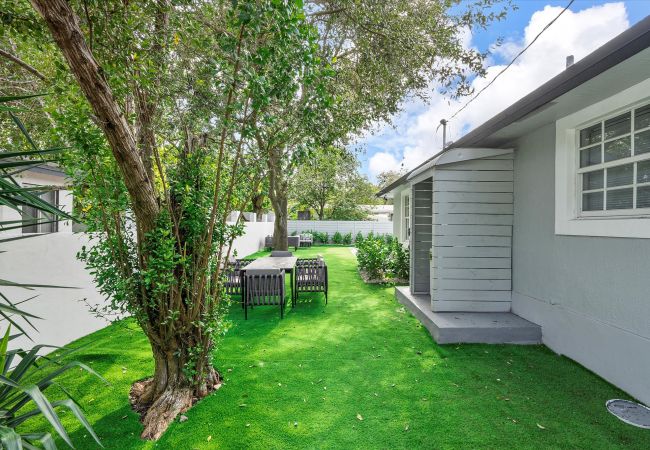 Casa en Miami - MODERN DESIGN DISTRICT HOUSE 7 GUESTS WITH POOL Casa en Miami - MODERN DESIGN DISTRICT HOUSE 7 GUESTS WITH POOL