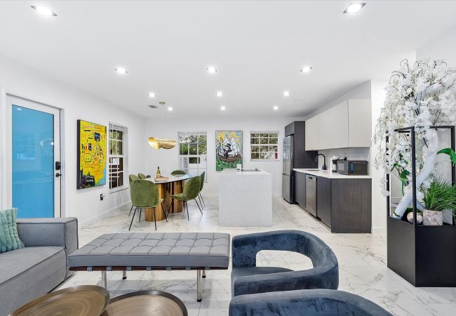 Casa en Miami - MODERN DESIGN DISTRICT HOUSE 7 GUESTS WITH POOL Casa en Miami - MODERN DESIGN DISTRICT HOUSE 7 GUESTS WITH POOL