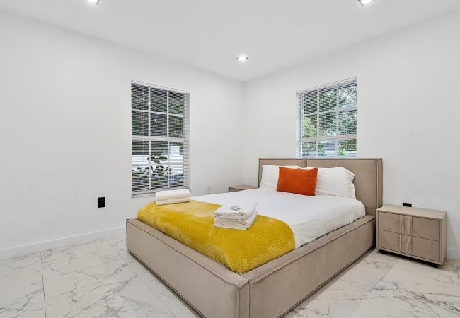 Casa en Miami - MODERN DESIGN DISTRICT HOUSE 7 GUESTS WITH POOL Casa en Miami - MODERN DESIGN DISTRICT HOUSE 7 GUESTS WITH POOL