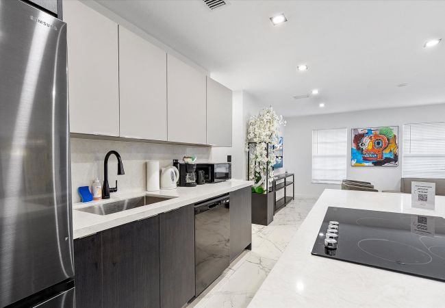 Casa en Miami - MODERN DESIGN DISTRICT HOUSE 7 GUESTS WITH POOL Casa en Miami - MODERN DESIGN DISTRICT HOUSE 7 GUESTS WITH POOL