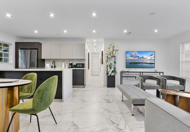 Casa en Miami - MODERN DESIGN DISTRICT HOUSE 7 GUESTS WITH POOL Casa en Miami - MODERN DESIGN DISTRICT HOUSE 7 GUESTS WITH POOL