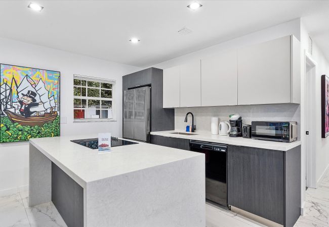 Casa en Miami - MODERN DESIGN DISTRICT HOUSE 7 GUESTS WITH POOL Casa en Miami - MODERN DESIGN DISTRICT HOUSE 7 GUESTS WITH POOL