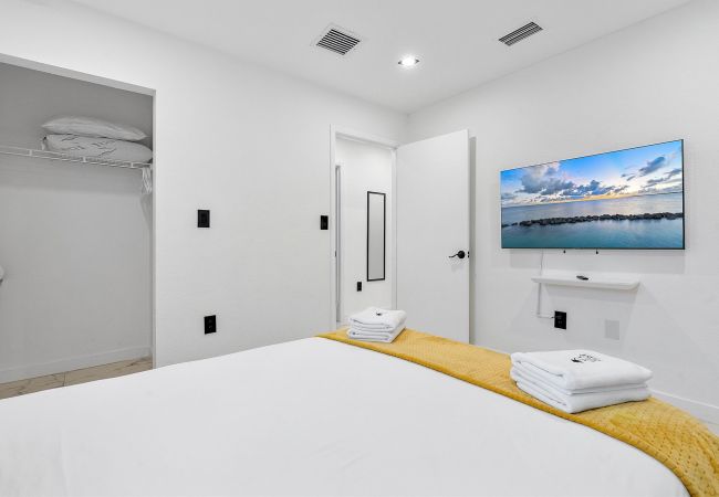 Casa en Miami - MODERN DESIGN DISTRICT HOUSE 7 GUESTS WITH POOL Casa en Miami - MODERN DESIGN DISTRICT HOUSE 7 GUESTS WITH POOL