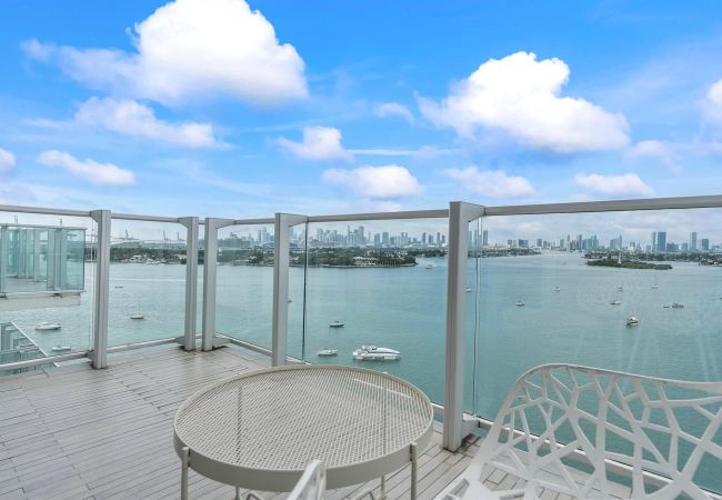 Estudio en Miami Beach - AMAZING STUDIO W BAY VIEW Estudio en Miami Beach - AMAZING STUDIO W BAY VIEW