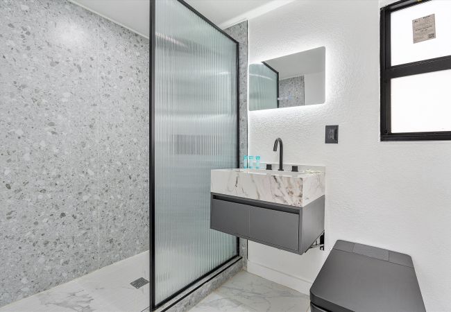 Casa en Coral Gables - Cozy & Modern Coral Gables Holiday Oasis W pool Casa en Coral Gables - Cozy & Modern Coral Gables Holiday Oasis W pool