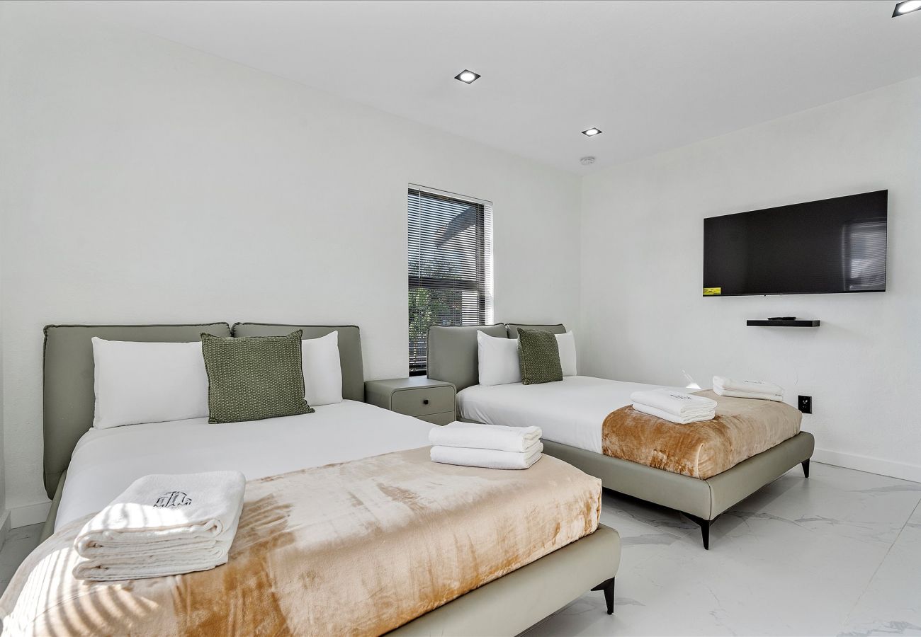 Casa en Coral Gables - Cozy & Modern Coral Gables Holiday Oasis W pool