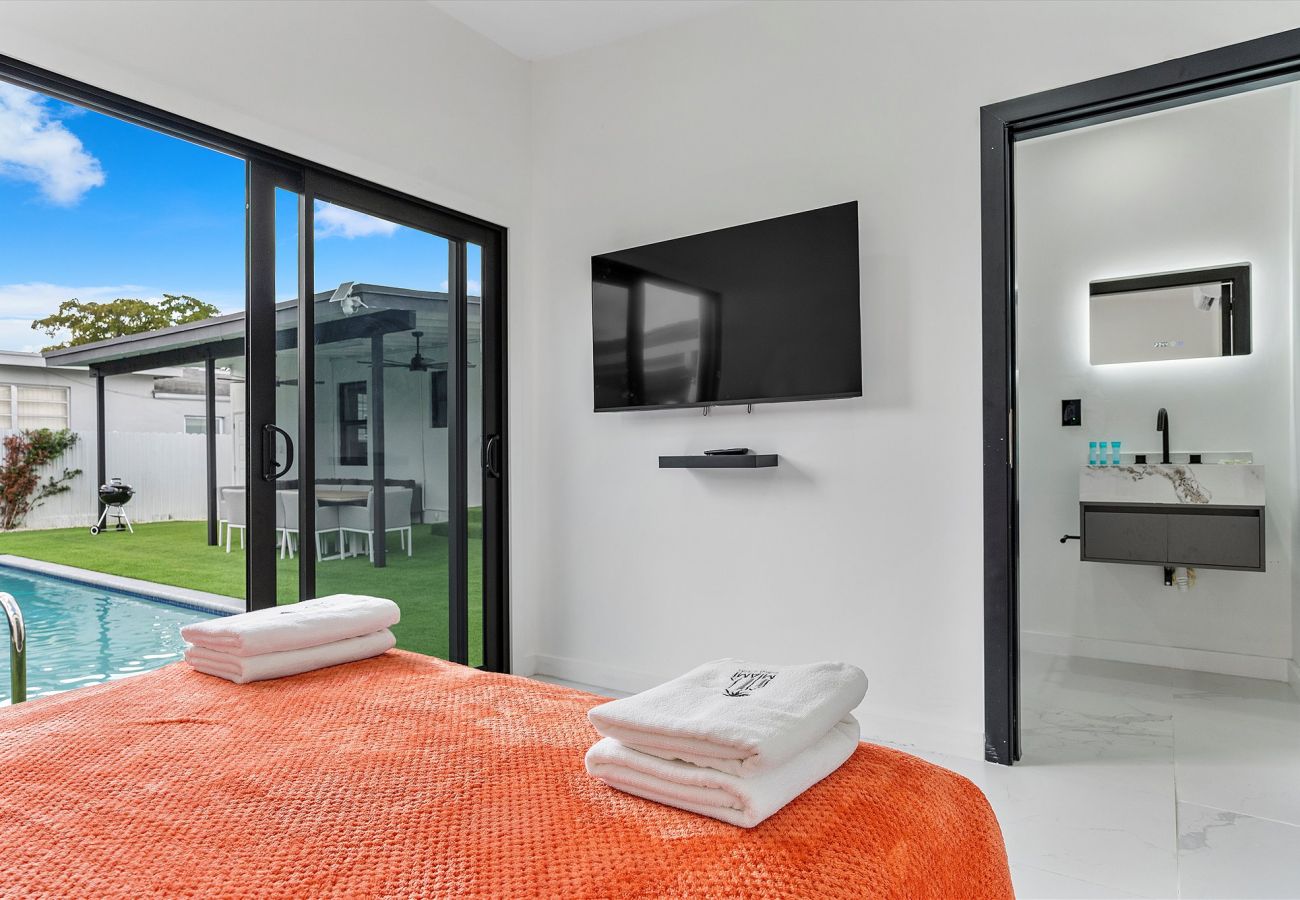 Casa en Coral Gables - Cozy & Modern Coral Gables Holiday Oasis W pool