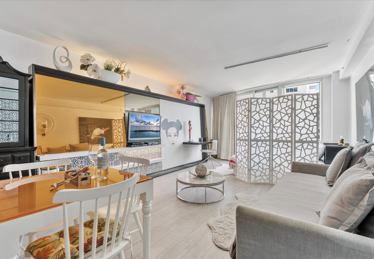 Departamento en Miami Beach - Cool & comfortable Hotel style 1BR apt South Beach