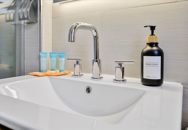 Casa en Miami - 6br Glamorous oasis Villa W Pool & Beach Volleybal Casa en Miami - 6br Glamorous oasis Villa W Pool & Beach Volleybal