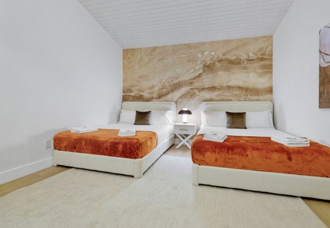 Casa en Miami - 6br Glamorous oasis Villa W Pool & Beach Volleybal Casa en Miami - 6br Glamorous oasis Villa W Pool & Beach Volleybal