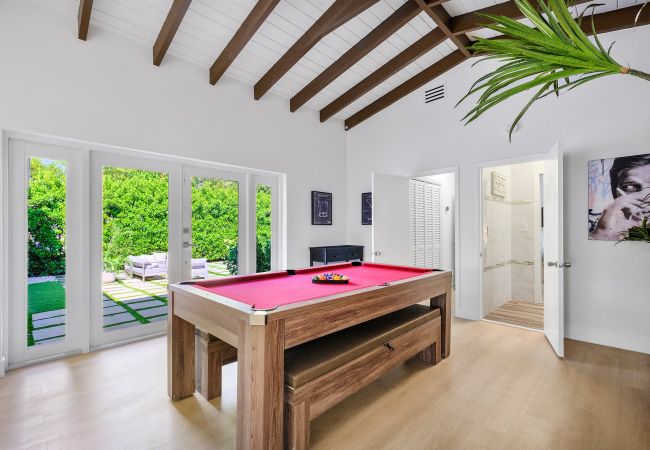 Casa en Miami - 6br Glamorous oasis Villa W Pool & Beach Volleybal Casa en Miami - 6br Glamorous oasis Villa W Pool & Beach Volleybal