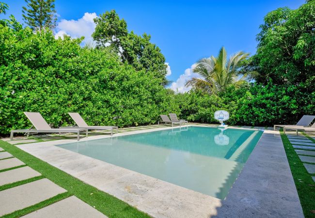 Casa en Miami - 6br Glamorous oasis Villa W Pool & Beach Volleybal Casa en Miami - 6br Glamorous oasis Villa W Pool & Beach Volleybal