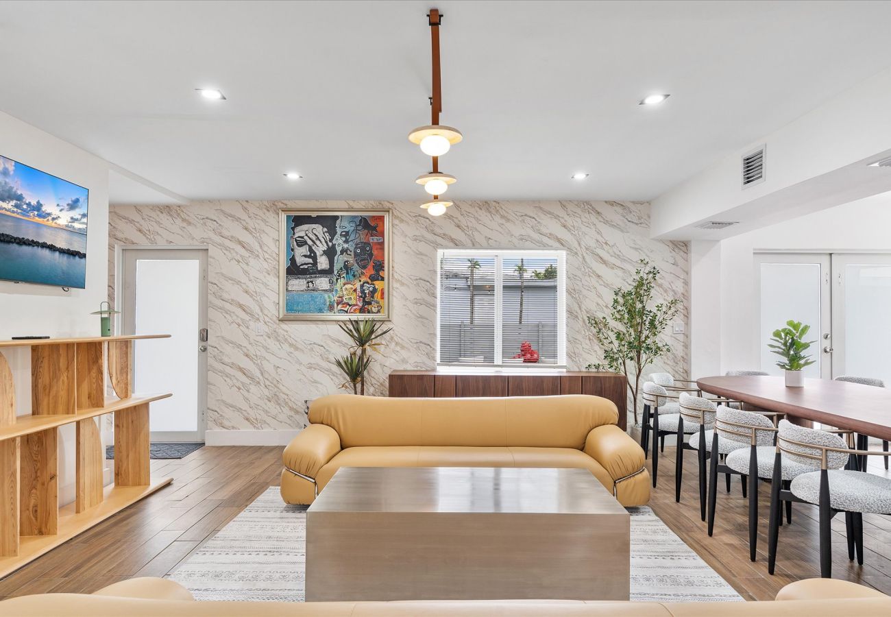 Casa en Miami - Elite Resort style pool estate W tremendous backya