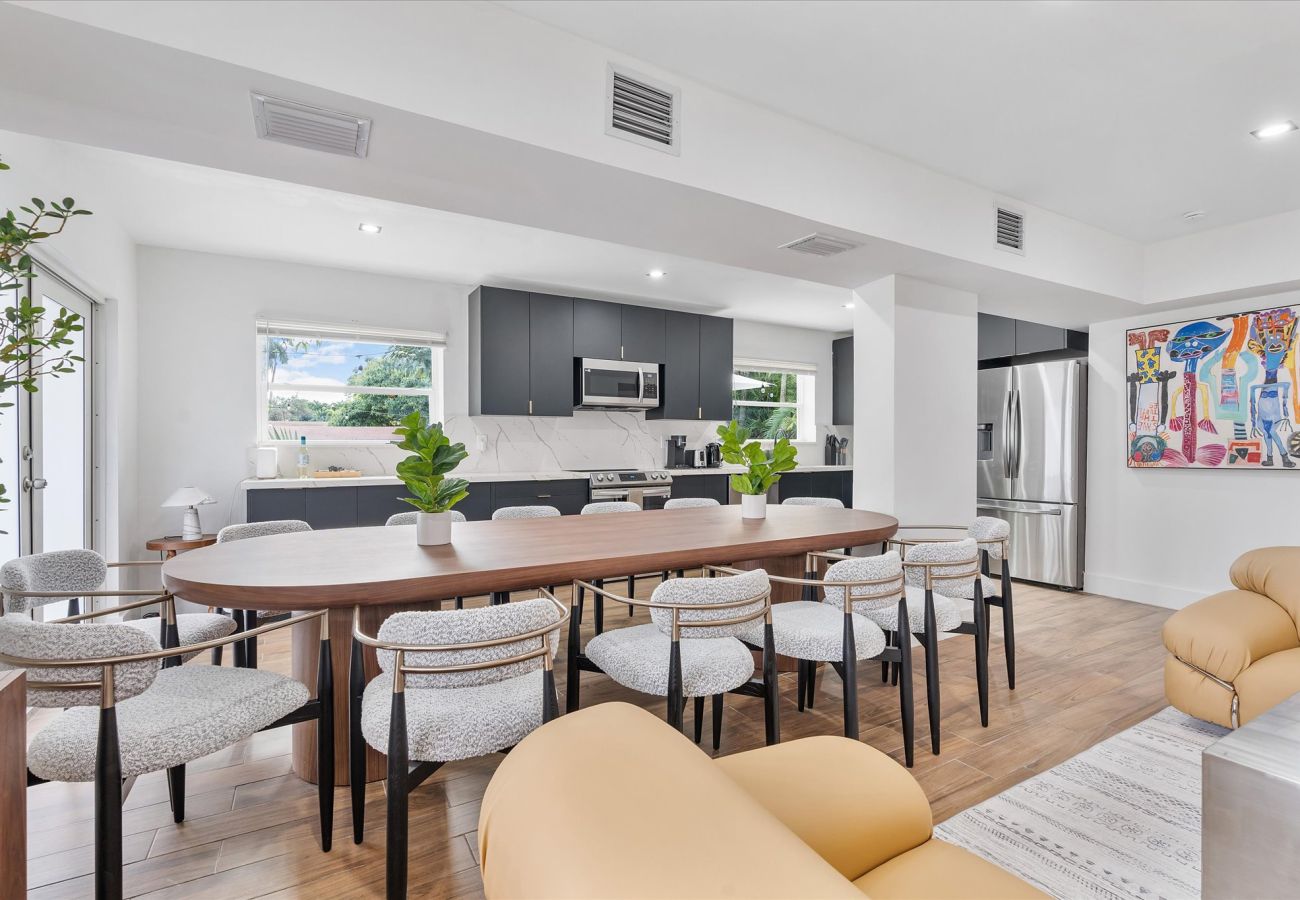 Casa en Miami - Elite Resort style pool estate W tremendous backya