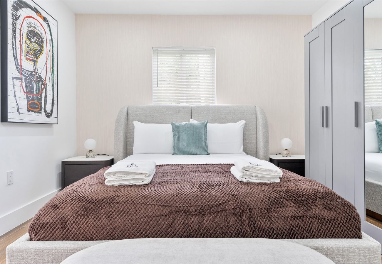 Casa en Miami - Elite Resort style pool estate W tremendous backya