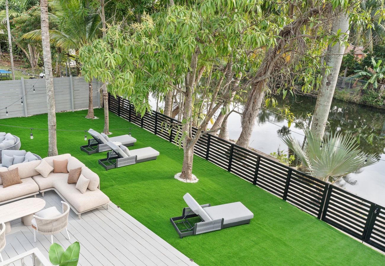 Casa en Miami - Elite Resort style pool estate W tremendous backya