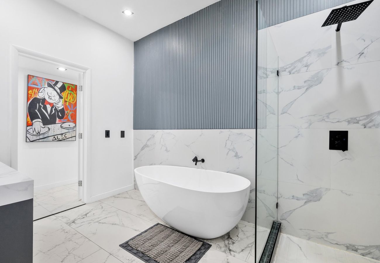 Casa en Miami - Vibrant Modern Miami Gateway / 14  Guests