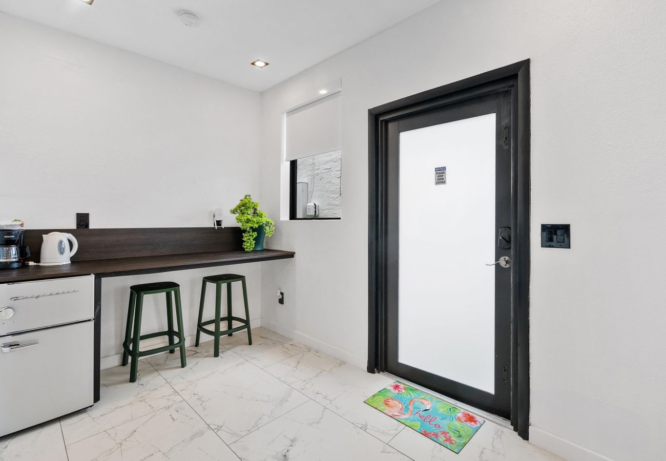 Casa en Miami - Vibrant Modern Miami Gateway / 14  Guests