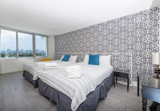 Apartment in Miami Beach - Outstanding 1BR Suite Pool & Bay View Apartment in Miami Beach - Outstanding 1BR Suite Pool & Bay View