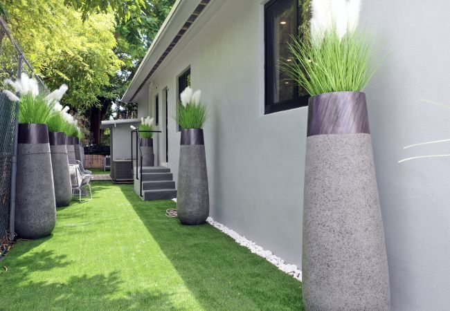 House in Miami - Wonderful Home with Jacuzzi in Wynwood House in Miami - Wonderful Home with Jacuzzi in Wynwood