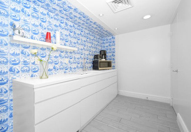 Apartment in Miami Beach - Grand 3-Room Suite Sunset Bay View Apartment in Miami Beach - Grand 3-Room Suite Sunset Bay View