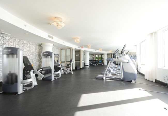 Apartment in Miami Beach - Brilliant 1BR Suite w Bay View 5* Apartment in Miami Beach - Brilliant 1BR Suite w Bay View 5*