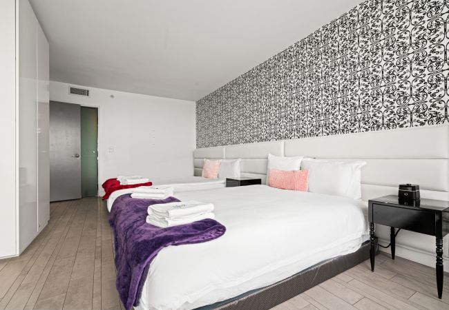 Apartment in Miami Beach - Brilliant 1BR Suite w Bay View 5* Apartment in Miami Beach - Brilliant 1BR Suite w Bay View 5*