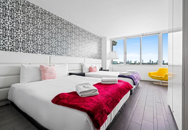 Apartment in Miami Beach - Brilliant 1BR Suite w Bay View 5* Apartment in Miami Beach - Brilliant 1BR Suite w Bay View 5*