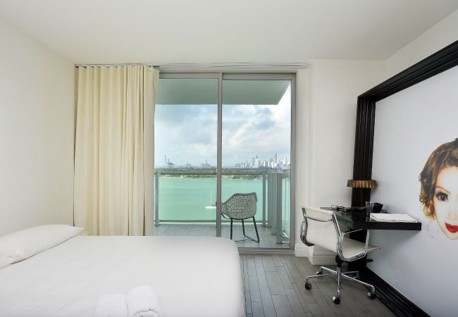 Apartment in Miami Beach - Phenomenal Suite Bay View 4 Guests