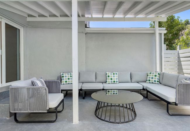 House in Miami - Beautiful Miami Home w Pool Central Location 10ppl House in Miami - Beautiful Miami Home w Pool Central Location 10ppl