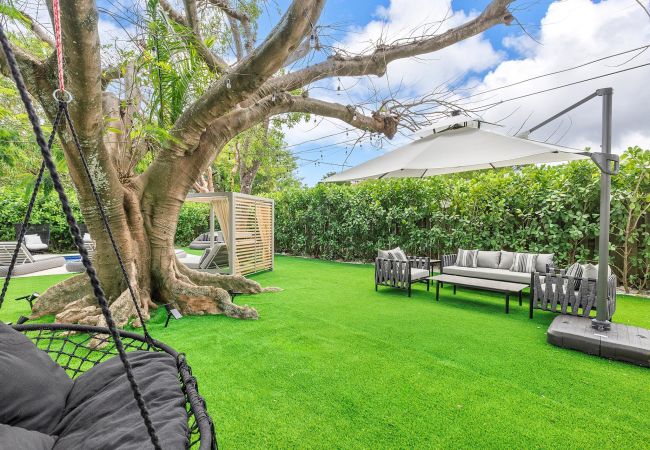 House in Miami - EXTRAORDINARY HOUSE 4BR DESIGN DISTRICT House in Miami - EXTRAORDINARY HOUSE 4BR DESIGN DISTRICT