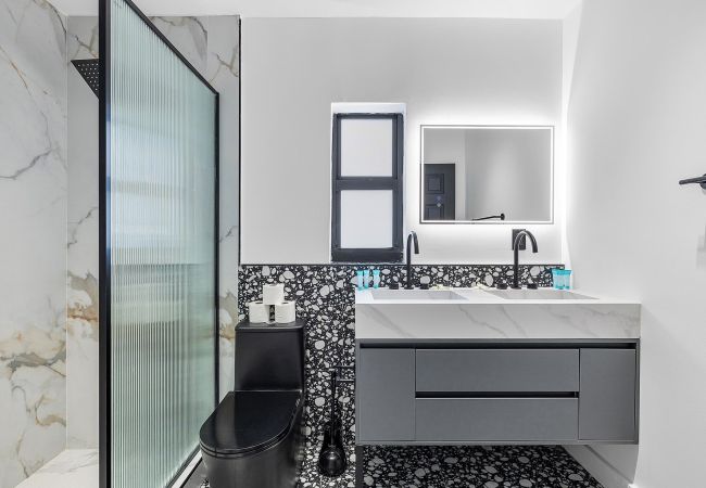 House in Miami - EXTRAORDINARY HOUSE 4BR DESIGN DISTRICT House in Miami - EXTRAORDINARY HOUSE 4BR DESIGN DISTRICT