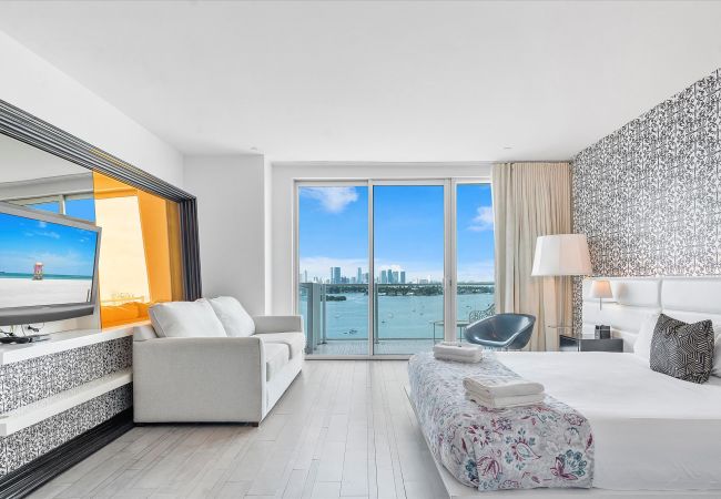 Studio in Miami Beach - AMAZING STUDIO W BAY VIEW Studio in Miami Beach - AMAZING STUDIO W BAY VIEW