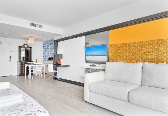 Studio in Miami Beach - AMAZING STUDIO W BAY VIEW Studio in Miami Beach - AMAZING STUDIO W BAY VIEW