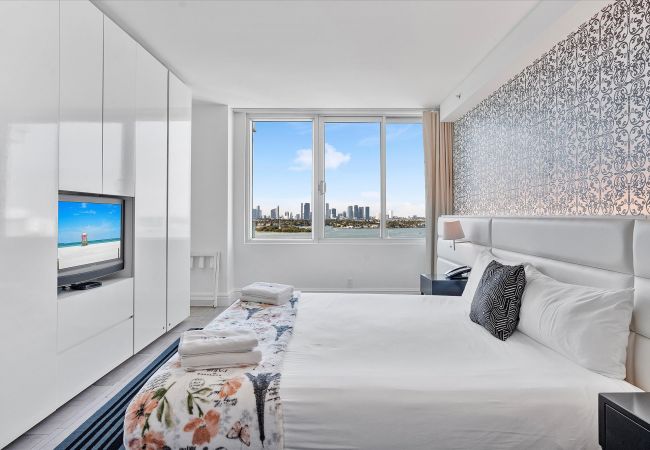 Apartment in Miami Beach - SOUTH BEACH EXTRAORDINARY APT W BAY VIEW Apartment in Miami Beach - SOUTH BEACH EXTRAORDINARY APT W BAY VIEW